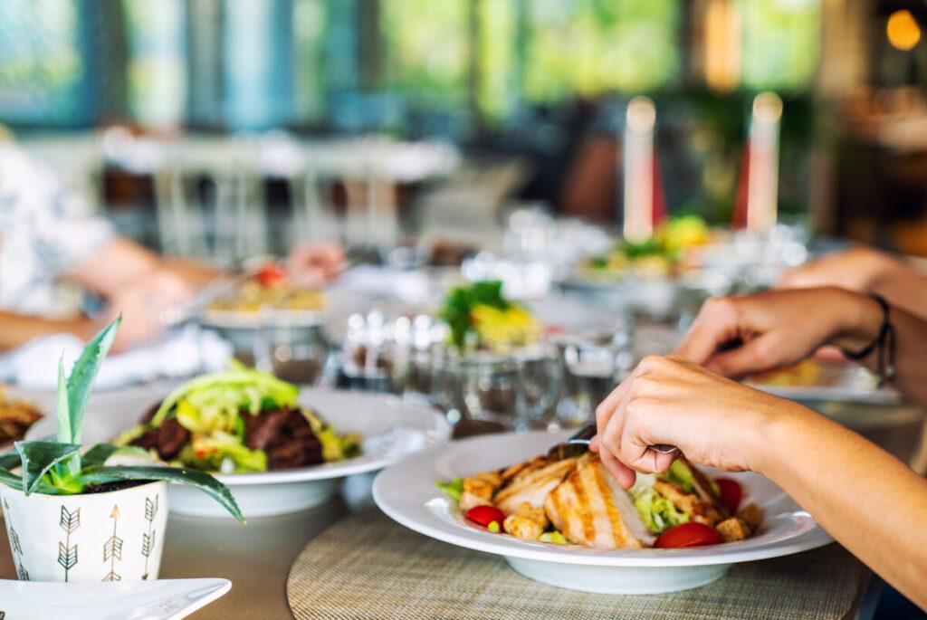 Eat Like a Local: The Best Dining and Food Experiences in Aspen Highlands